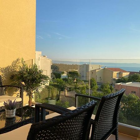 Apartment Luka Макарска Экстерьер фото