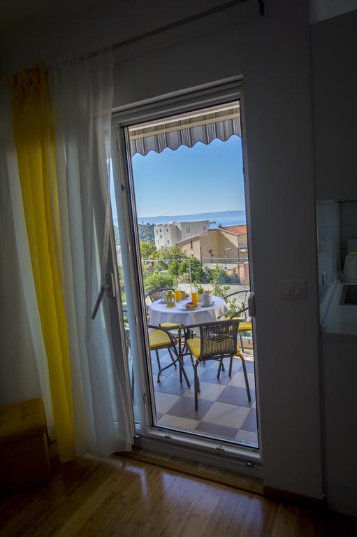 Apartment Luka Макарска Экстерьер фото