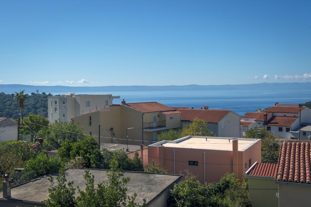 Apartment Luka Макарска Экстерьер фото